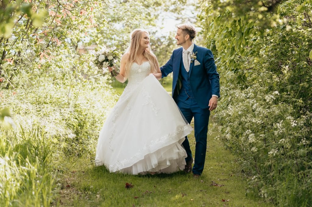 huntsmill wedding bride and groom